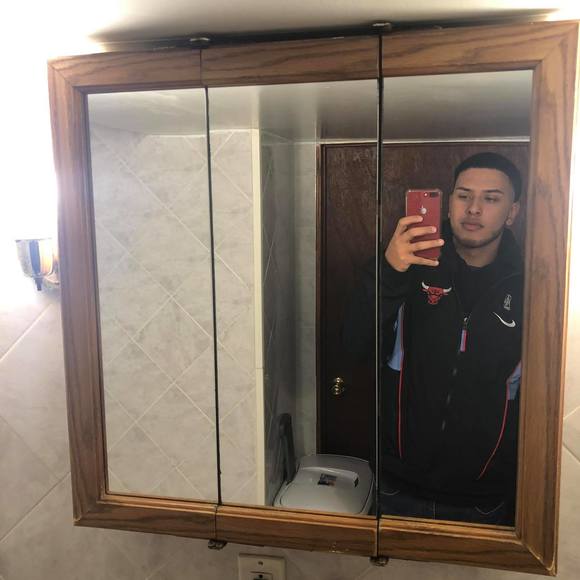 Meet your Posher, Fernando - Picture 1 of 1